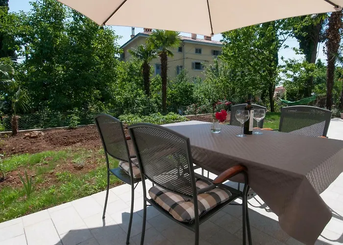 Tasha's 오파티아